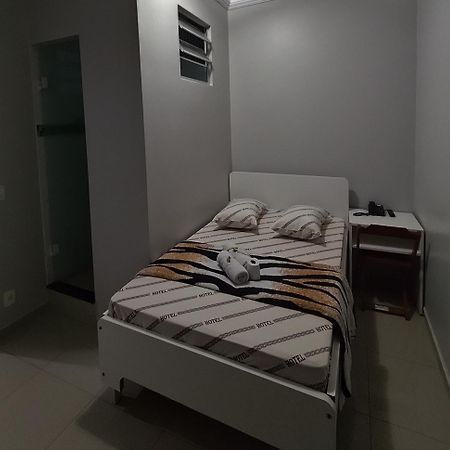 Hotel Amanhecer N903- Feirinha Da Madrugada-Bras Sao Paulo Dış mekan fotoğraf